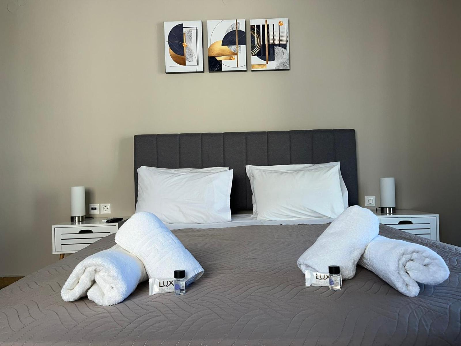 Modern Central Αpt 500M From The Beach. Chania  Екстер'єр фото