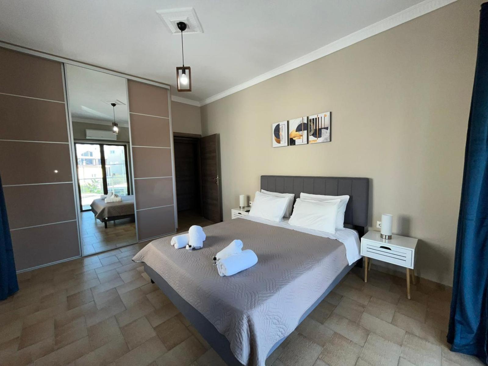Modern Central Αpt 500M From The Beach. Chania  Екстер'єр фото