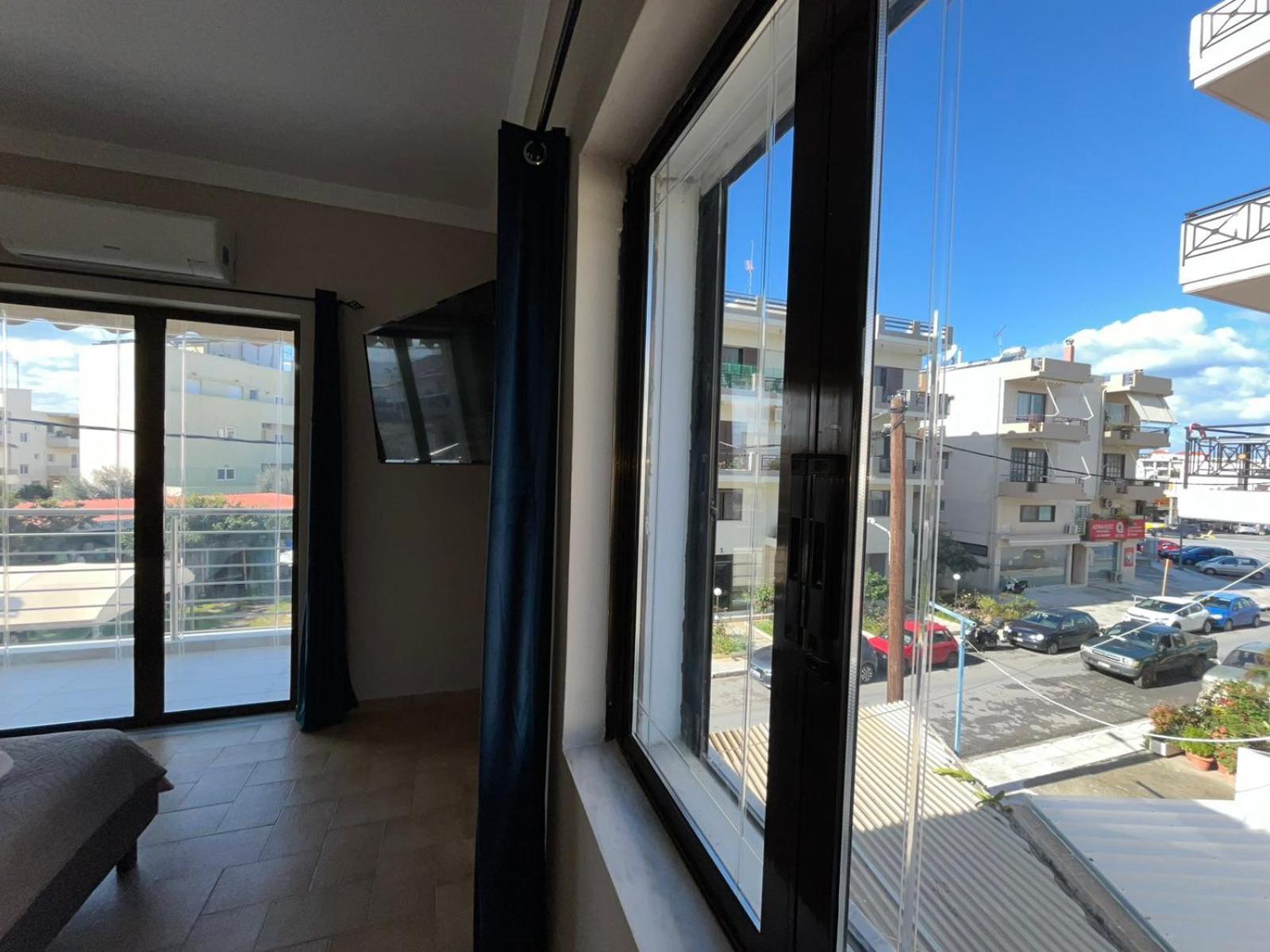 Modern Central Αpt 500M From The Beach. Chania  Екстер'єр фото