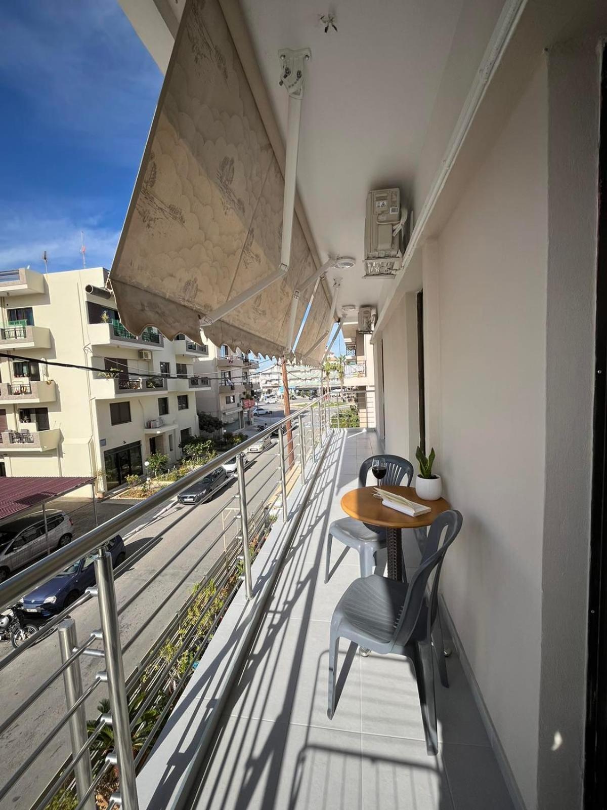 Modern Central Αpt 500M From The Beach. Chania  Екстер'єр фото